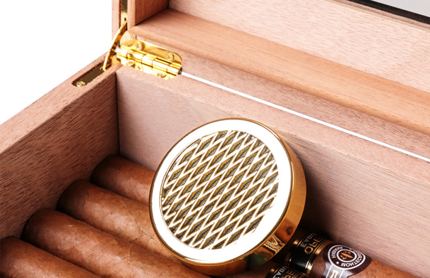 cigar-box-3-7
