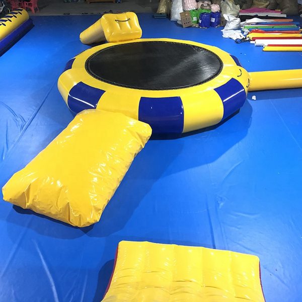 water-trampoline-3-4