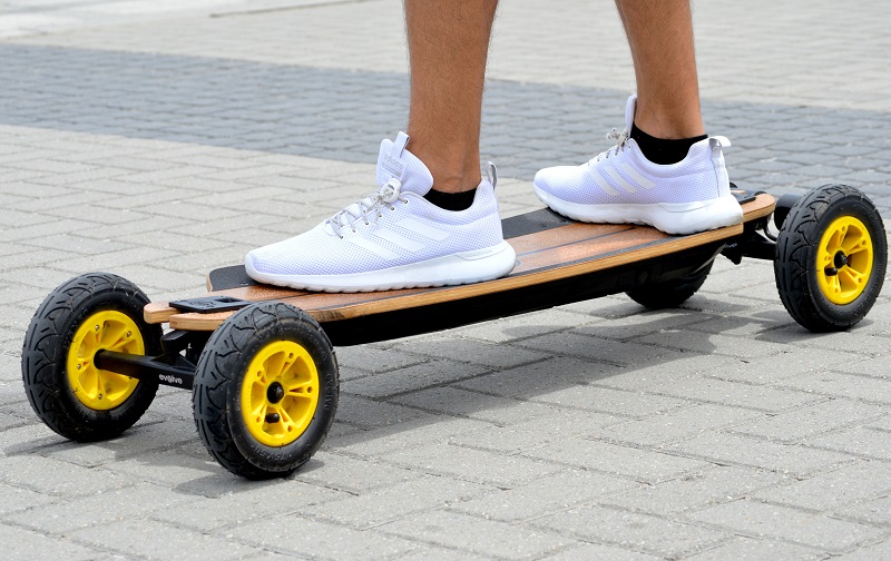 Best Mini Electric Skateboards Advantages and Reviews LumBuy